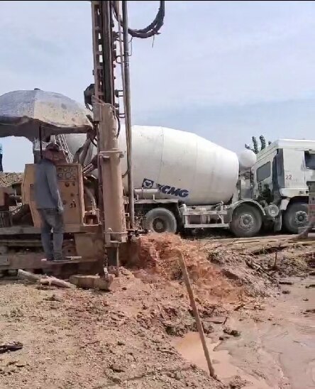 泗县岩石井施工